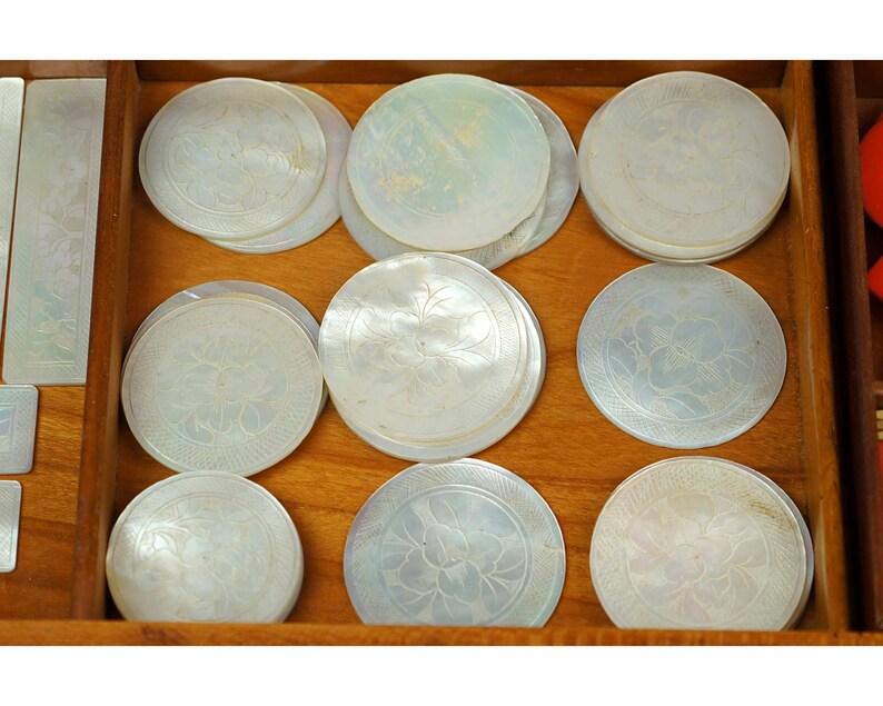 Antique Chinese Game Counters 34 MOP Disks Plus 195 Coloured Chips with Wood Box