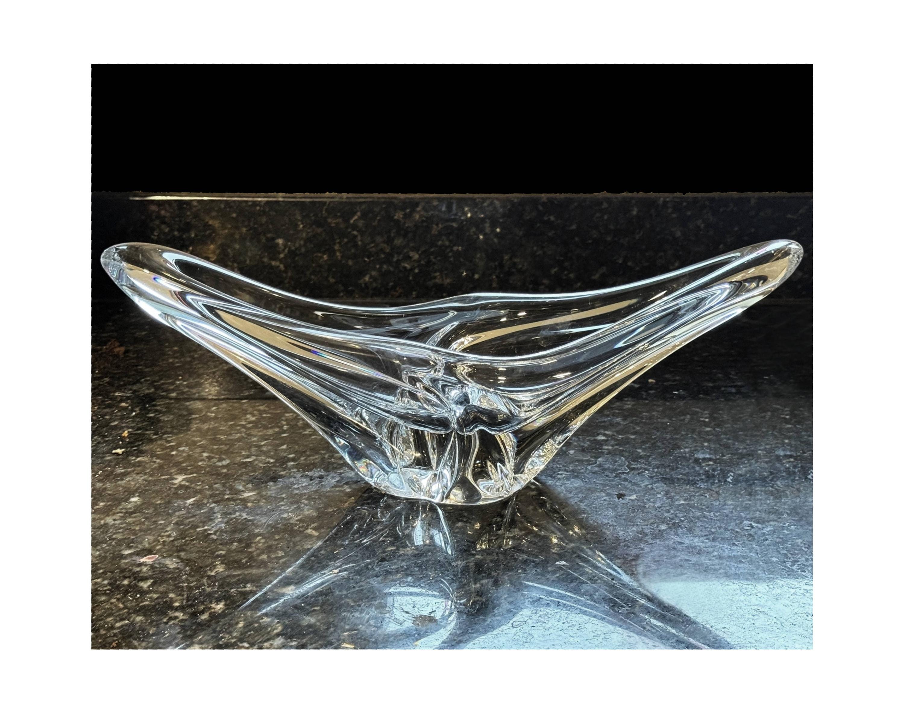 Vintage Daum France Crystal Stretch Centrepiece – Signed