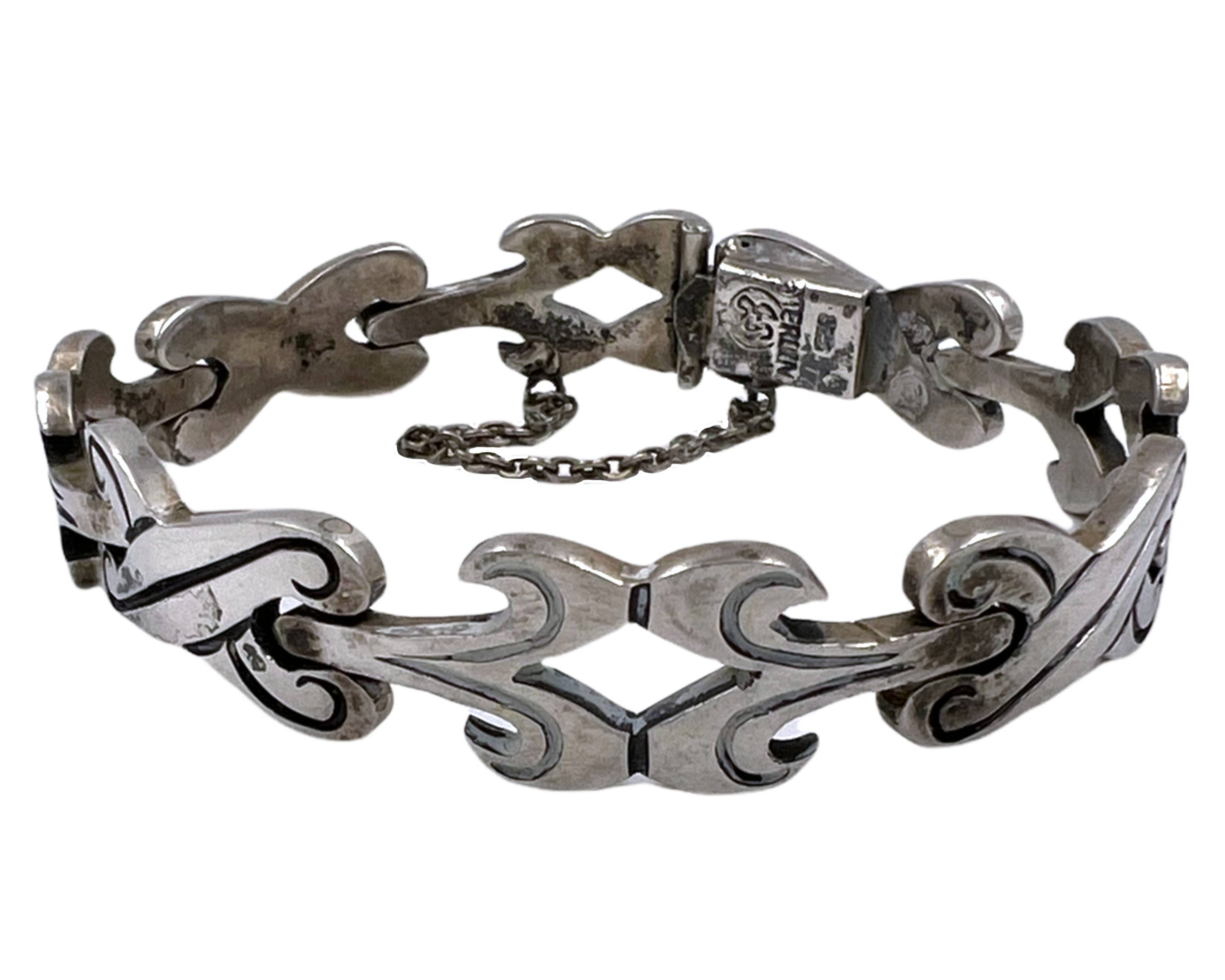 Vintage Taxco Sterling Bracelet Mexican Silver Signed JS Vintage Taxco Sterling Bracelet Mexican Silver Signed JS