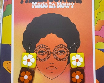 Boucles d'oreilles fleur Layla à double motif inspiré des années 1970