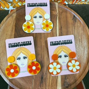 Lovestreet Groovy flower Retro inspired earrings 1960s/1970s in orange sunshine as seen on Trixie Mattel