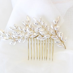 Pearl Bridal Hair Accessory - Light Gold Comb