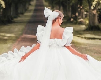 Bridal Bow Wedding Veil, English Net, Cathedral, Single Layer, Rose detail