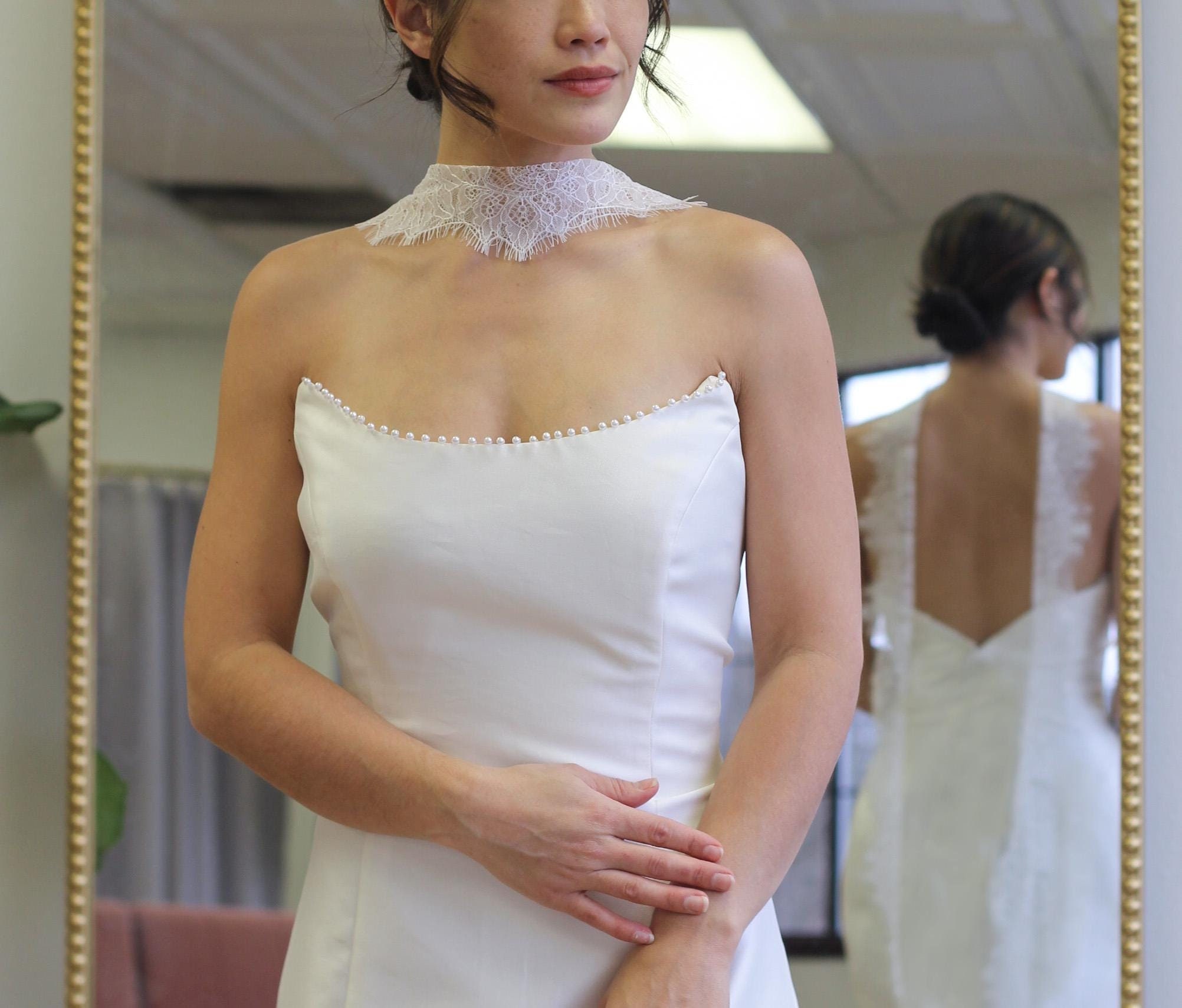 Lace Bridal Scarf, Delicate Chantilly Lace