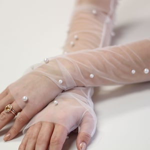 Pearl Bridal Gloves, Fingerless Sleeves,