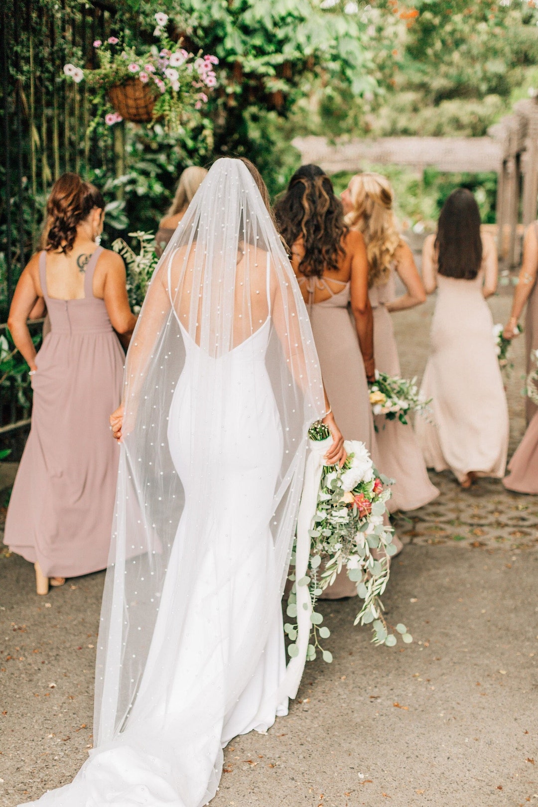 Scattered Pearl Veil on Soft Bridal Tulle - Elbow, Fingertip