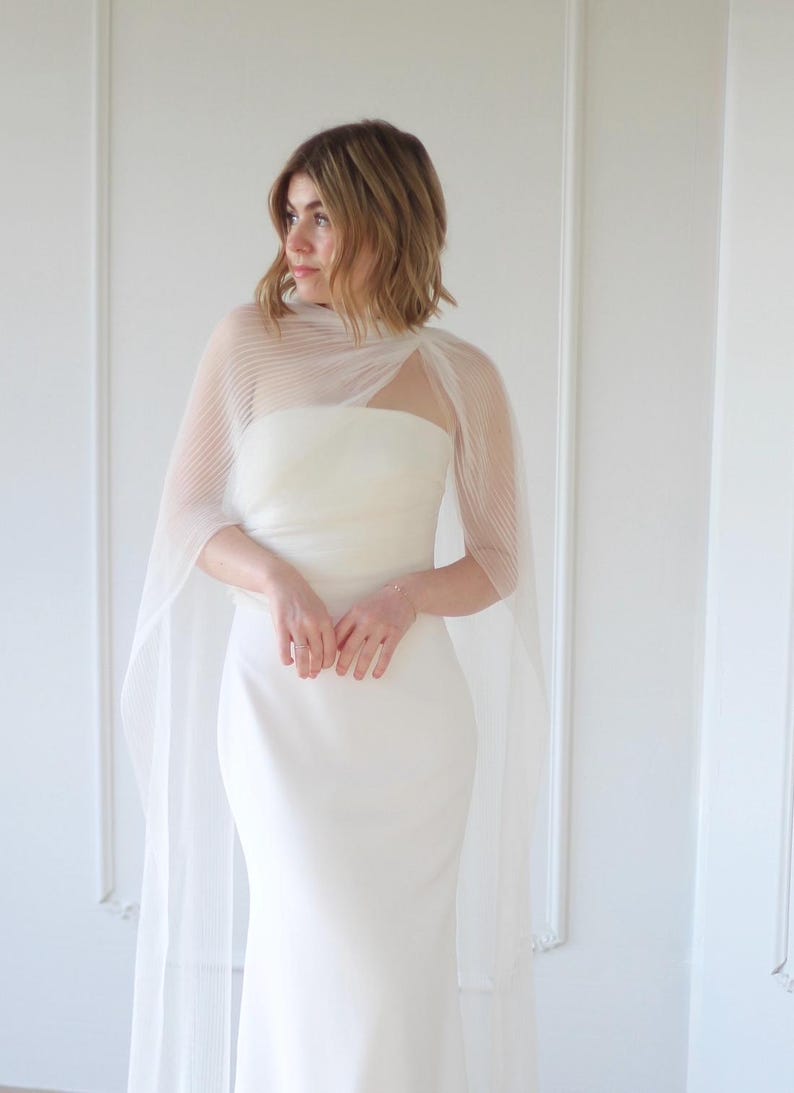 Bridal Pleated Neck Scarf image 3