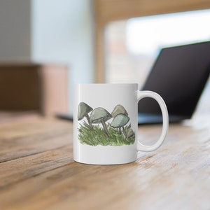 Watercolor Mushroom Coffee Mug: Cottagecore Fungi Ceramic Cup imagem 3