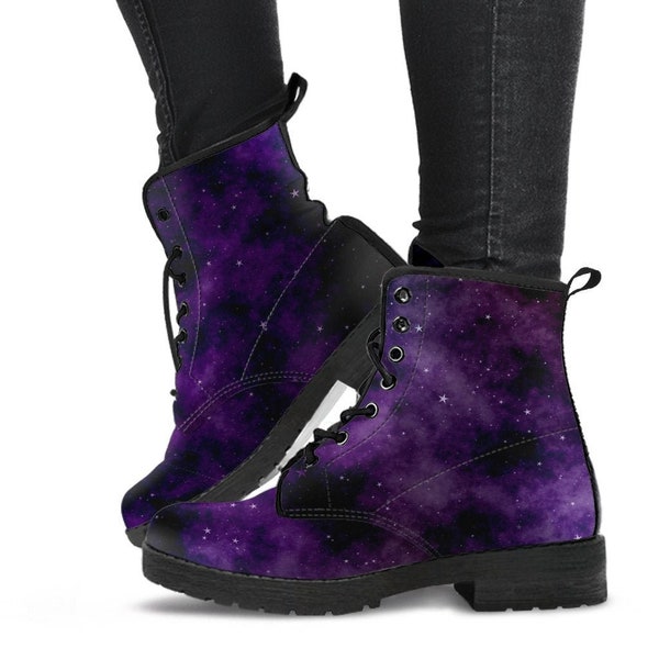 Botas de combate moradas - Botas galaxia / moradas para mujer, botas con cordones de cuero vegano para mujer, botas con cordones hechas a mano, botas de mujer, personalizadas