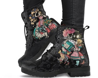 Combat Boots - Alice in Wonderland Gifts #101 Coral Series, Black Lace Print | Idée cadeau d'anniversaire, chaussures personnalisées, bottes hipster noires pour femmes