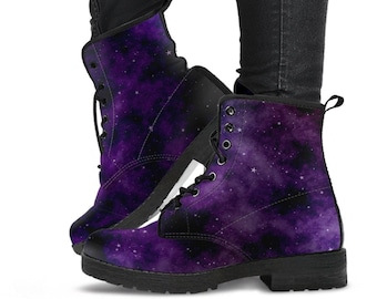 Bottes de combat violettes - Galaxie | Bottes violettes pour femmes, bottes à lacets en cuir végétalien femmes, bottes à lacets faites main, bottes pour femmes, sur mesure