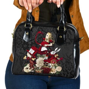 Schultertasche - Alice im Wunderland #34B Red Series | Geschenkideen, Umhängetasche aus veganem Leder, Umhängetasche für Frauen