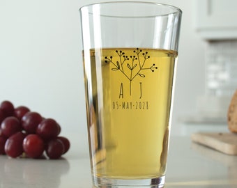 24 pcs - Personalized 16 oz. Pint Glass - Flower Stem Monogram Favors - Unique Personalized Pint Glass - Wedding Favors - Gift Ideas -DGN239