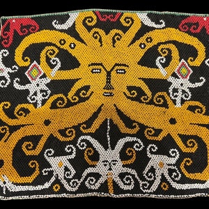 Old Baby Carrier cuentas panel dragón Máscara de Kayan kenyah Dayak Belaga Sarawak.B1