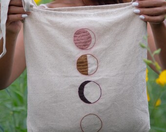 Moon Embroidery Linen Hobo Bag: Boho Crossbody