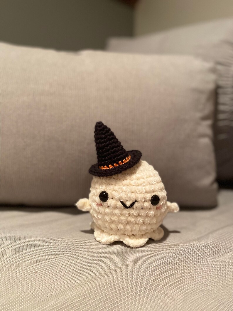 Ghost Crochet Plush Ghost With Witch Hat Ghost Crochet - Etsy