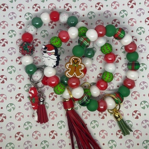 Christmas Beaded Keychain Wristlet: Holiday Tassel Accessory