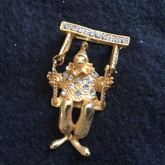 AJC Swing Clown.Gold plated Rhinestone Swarovski … - image 4