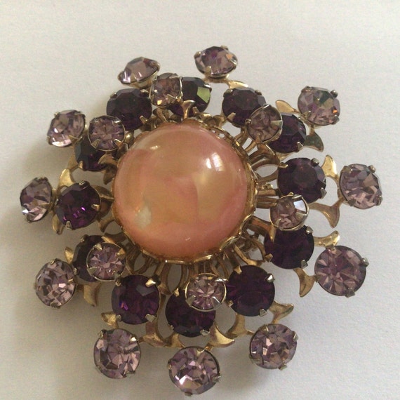 Vintage Brooch.Gold tone.Rhinestone Austria Cryst… - image 2