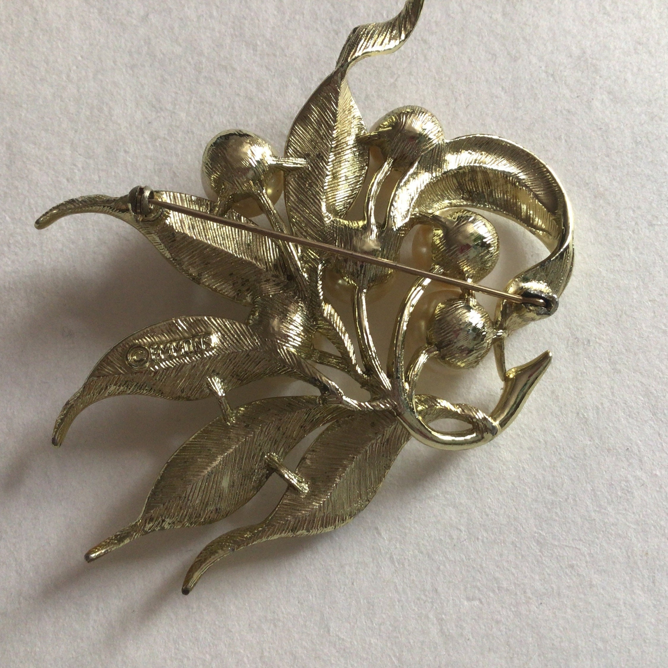 EMMONS Vintage Jewelry Set.large Brooch and Earrings.silver