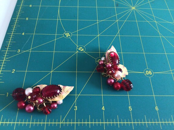 Ruby Red Glass Bead Clip On Earrings: Floral Gold… - image 6