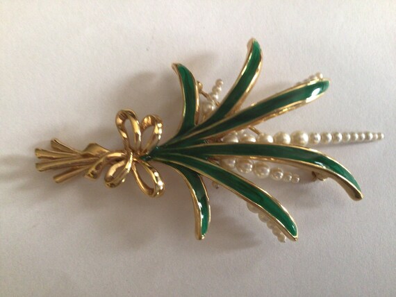 Ronald Vintage Brooch.Gold tone, Faurx Pearl.Made… - image 3