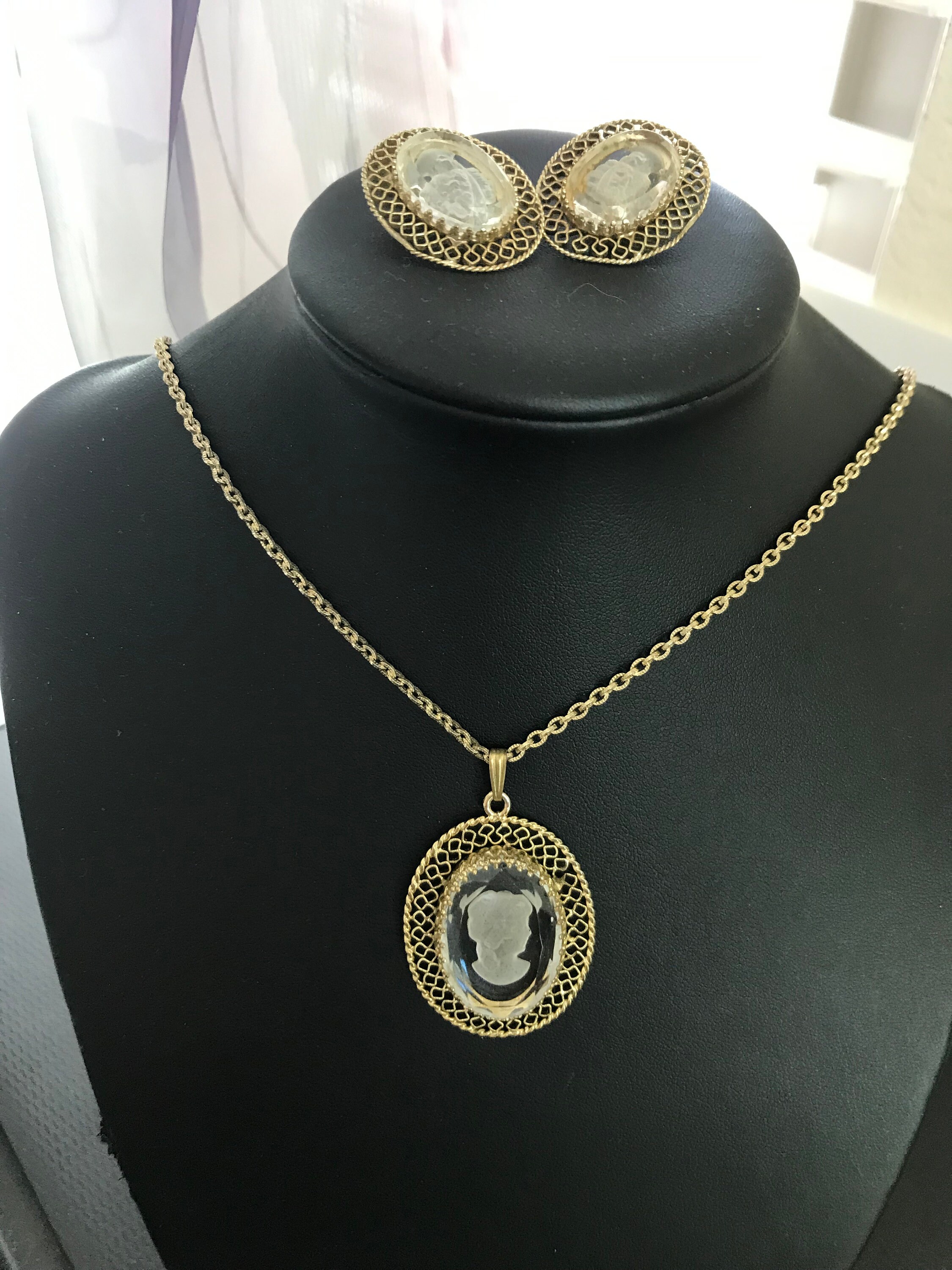 Whiting & Davis ヴィンテージ カメオ ネックレス＆クリップイヤリング 