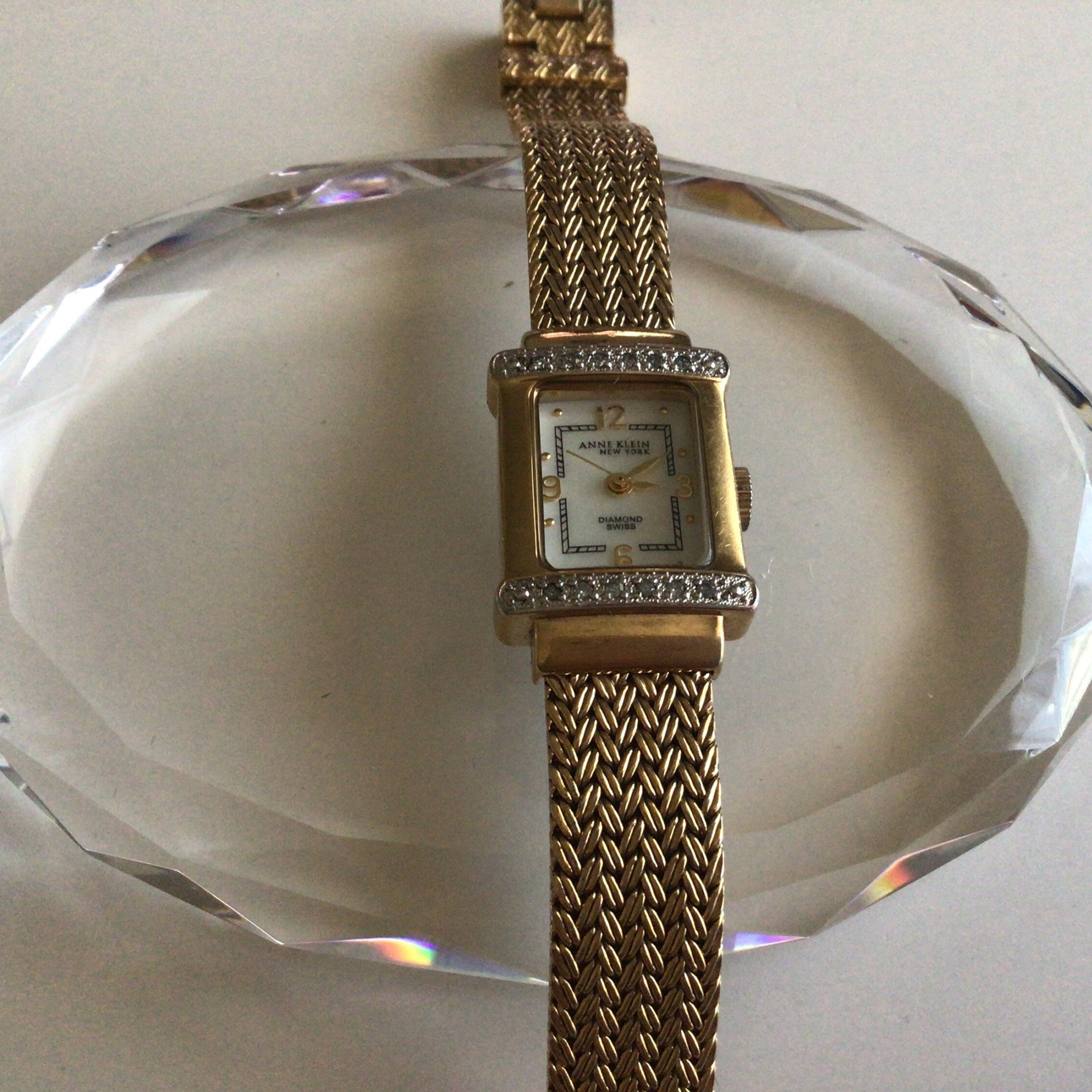 Anne Klein Peak a Boo Gold Mesh Bracelet and Size