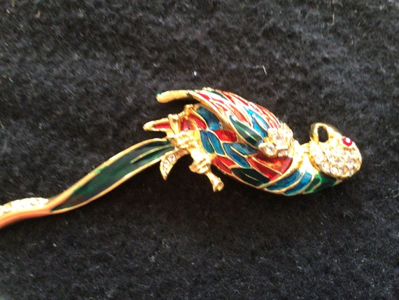 Parrot unmarked vintage brooch.Gold plated Rhines… - image 3