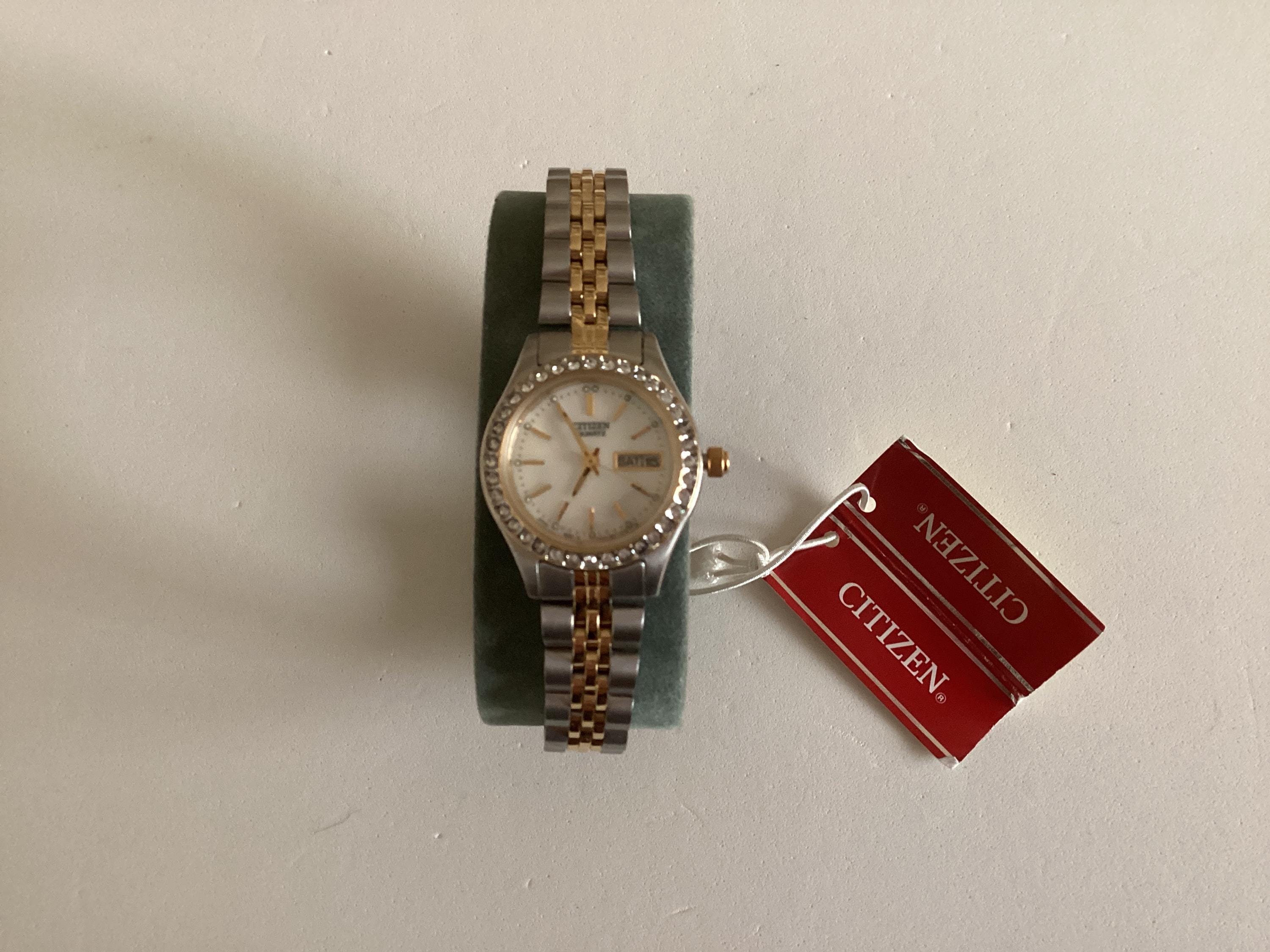 Citizen Swarovski Crystal Two Tone Ladies Watch.792976.japan  display picture 1