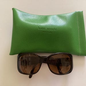Kate Spade Vintage “party “ Sunglasses Women display picture 2