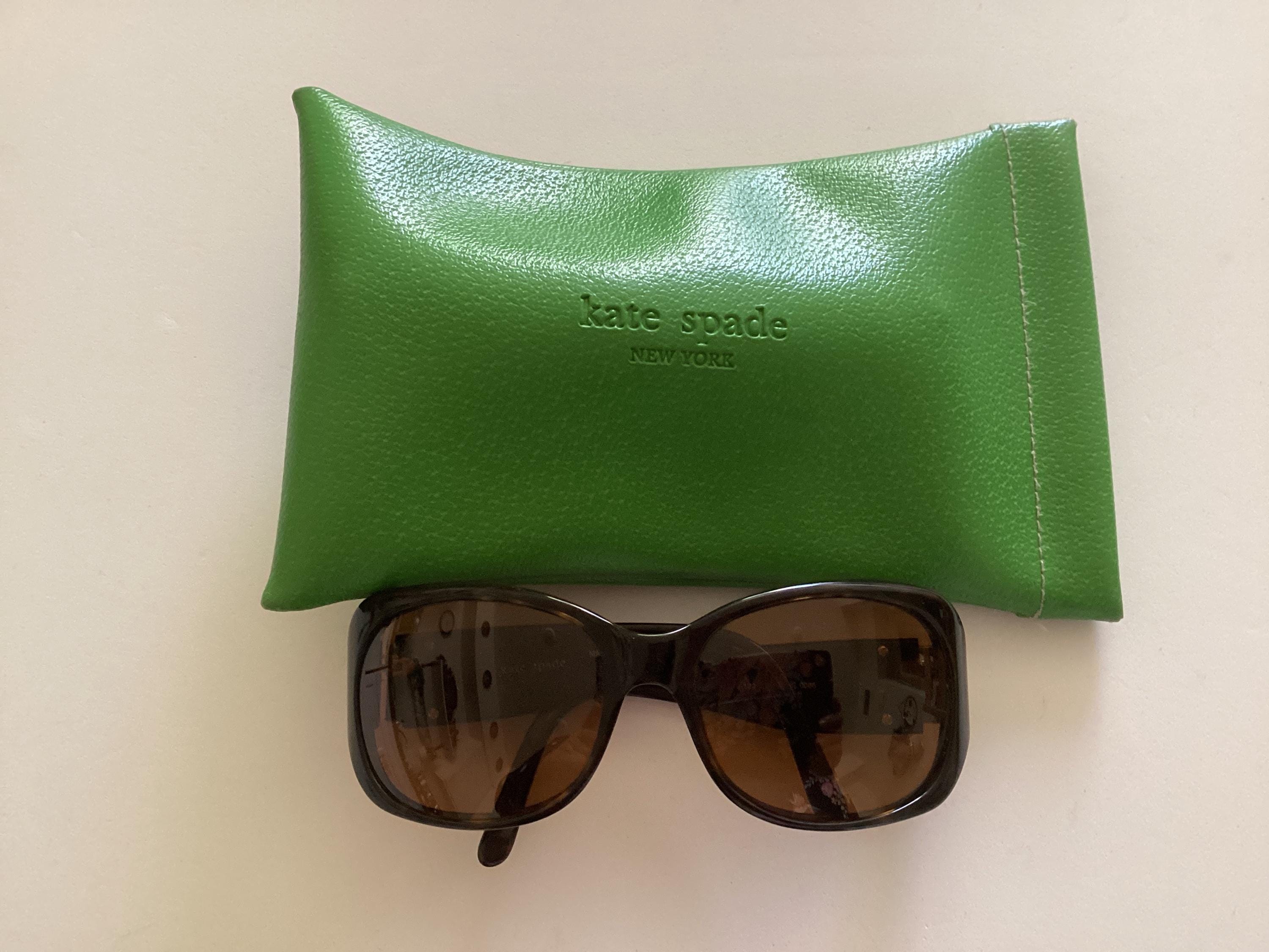 Kate Spade Vintage “party “ Sunglasses Women display picture 3