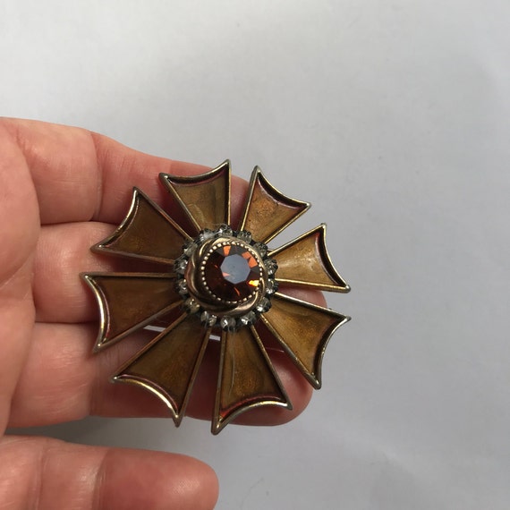 HAR Maltese Cross.Vintage Brooch.Bronze tone.Rhin… - image 3