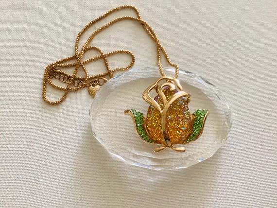 Vintage 3D Dazzle Rose Betsey Johnson Green Garden Flowers Collection