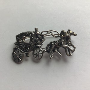 Vintage Sterling Silver 925 Marcasite Horses & Carriage Coach Brooch.Excellent Vintage Condition.