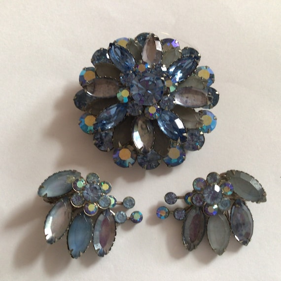 Austria Vintage set.Brooch and Clip on Earrings.S… - image 1