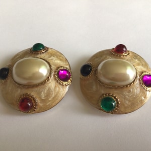 Stunning 1980&#39;s Vintage Gripoix Pearl Jeweled Statement Earrings.Beige Enamel.Excellent Vintage Condition.