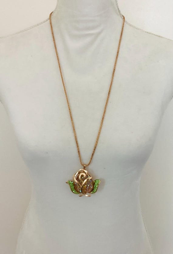 Vintage 3D Dazzle Rose Betsey Johnson Green Garden Flowers Collection View 3