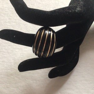Vintage Carved Black Onyx 14k Gold Milor Ring Made in Italy.Size 9 1/2