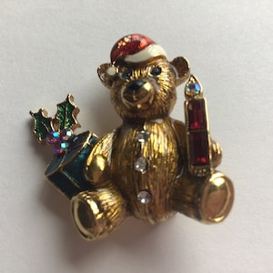 1928 Co.Christmas Holiday Gold Tone Rhinestone Brooch Pin Teddy Bear With Preset.Excellent Vintage Condition.