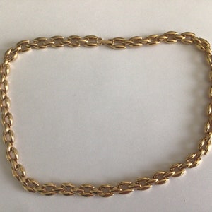 Napier Vintage Necklace.Gold plated Necklace.20”length.Made in 1980’s.Excellent Vintage Condition.