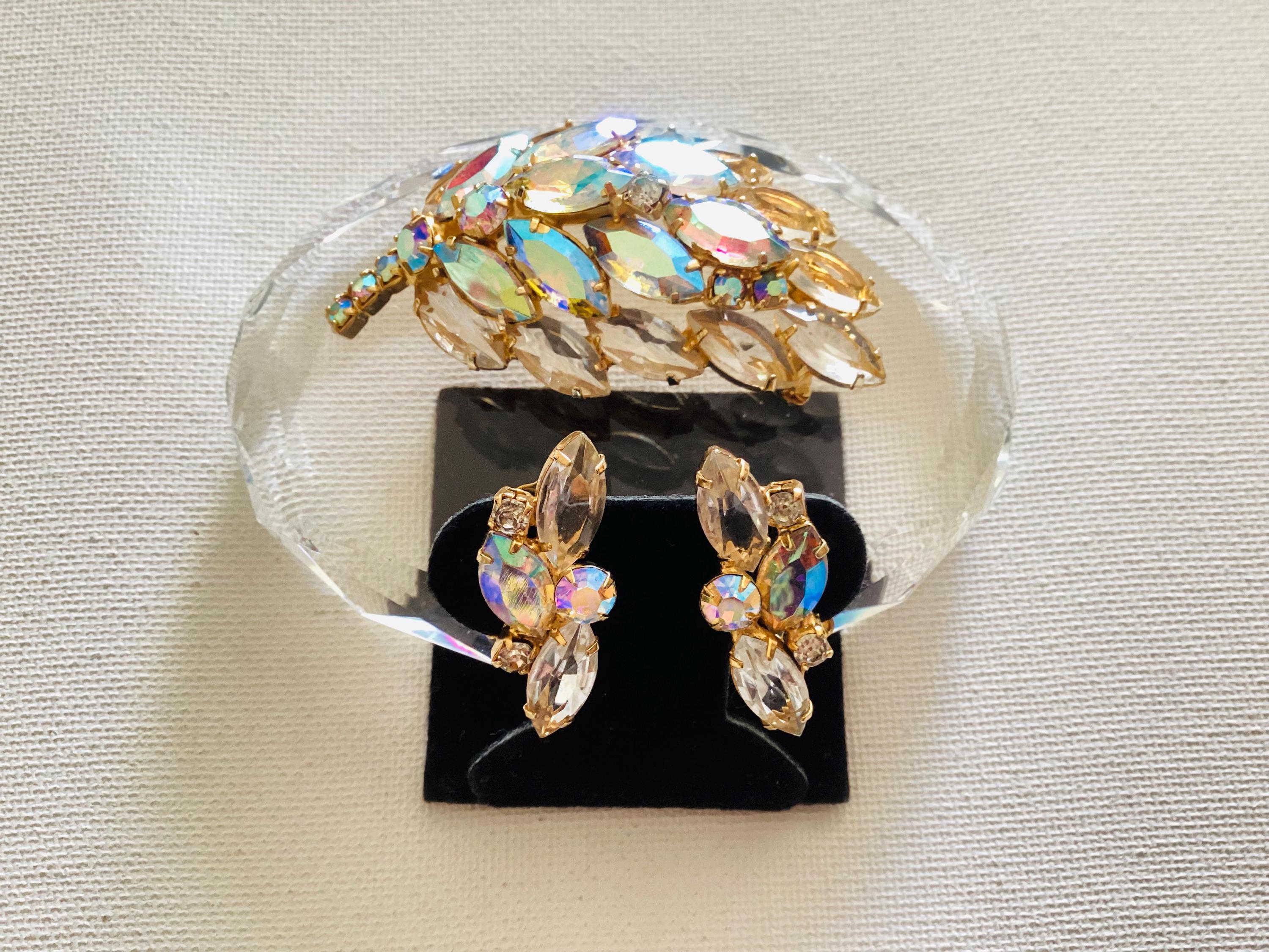 Orecchini vintage pendenti in oro giallo 18K con granati, anni '50/'60 – Antichità Galliera