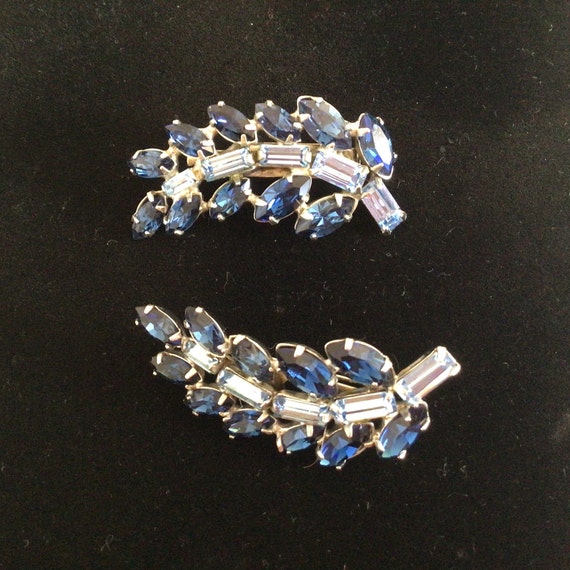 Set of Two Vintage Broches.Silver tone.Rhinestone… - image 5