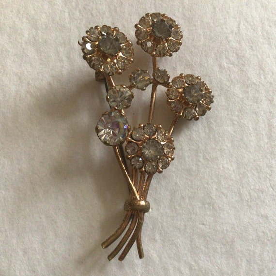 Vintage Brooch Gorgeous bouquet of flowers.Made i… - image 2