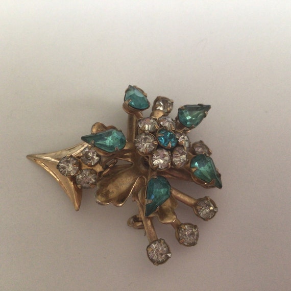 Coro Vintage Brooch/Pendant.Gold tone. Clear and … - image 2