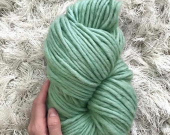 200gm Seafoam super bulky wool yarn green pencil roving (90 yards/270 feet) weaving knitting crochet crafts chunky