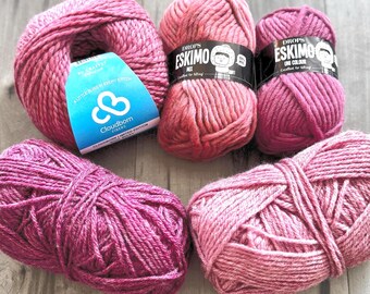 Pinks fiber pack: wool yarn, single and multiple-ply yarn lot for Weaving, Knitting, Crochet, Crafts