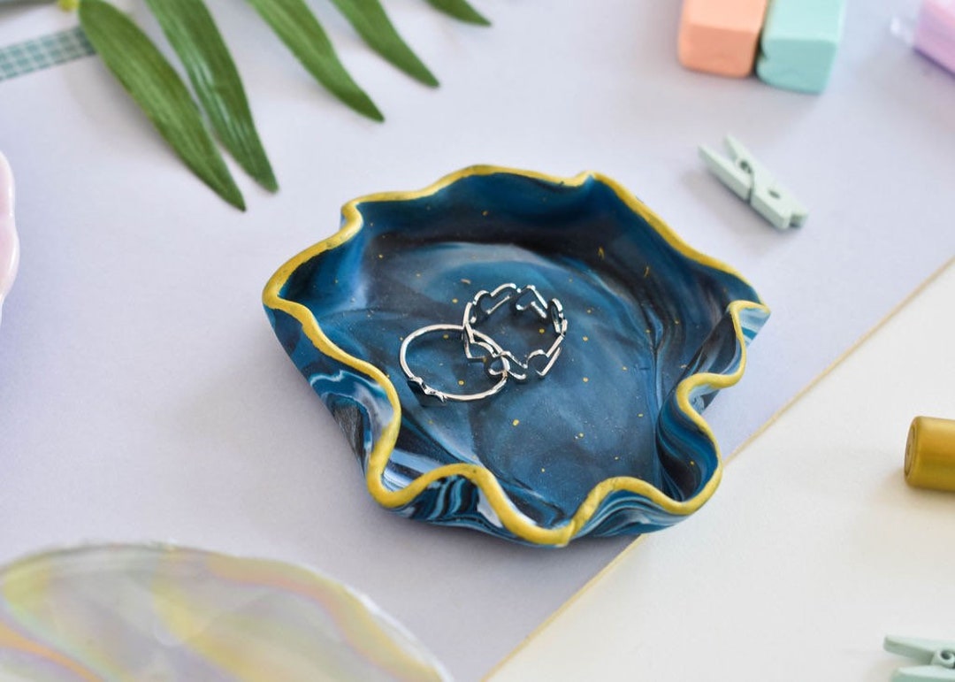 How to paint air dry clay: Make a rainbow trinket dish with us! - Gathered
