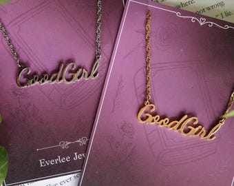 Collar con nombre de acero inoxidable "Good Girl" - Oro y plata - Regalo para lectores de romance literario