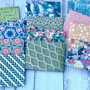 Set of 12 mini notecards and envelopes, bright boho fun pattern for gift cards, invitations, thanks, messages, lunchbox notes, shower wishes